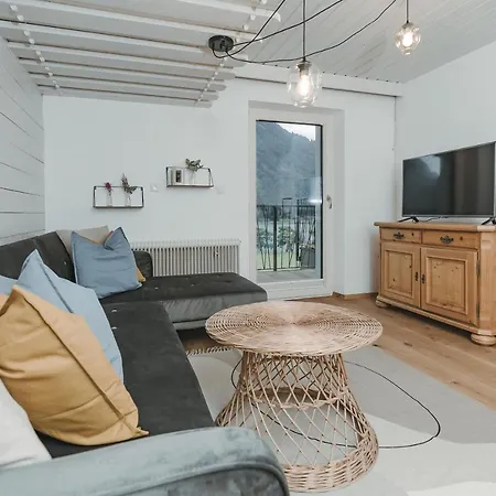 Seeblickwohnung Liesl Apartment
