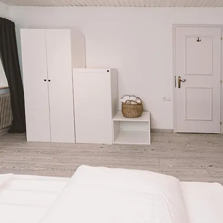 Seeblickwohnung Liesl Buchau