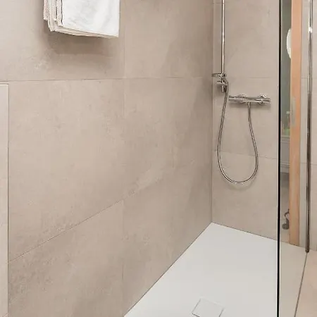 Seeblickwohnung Liesl *